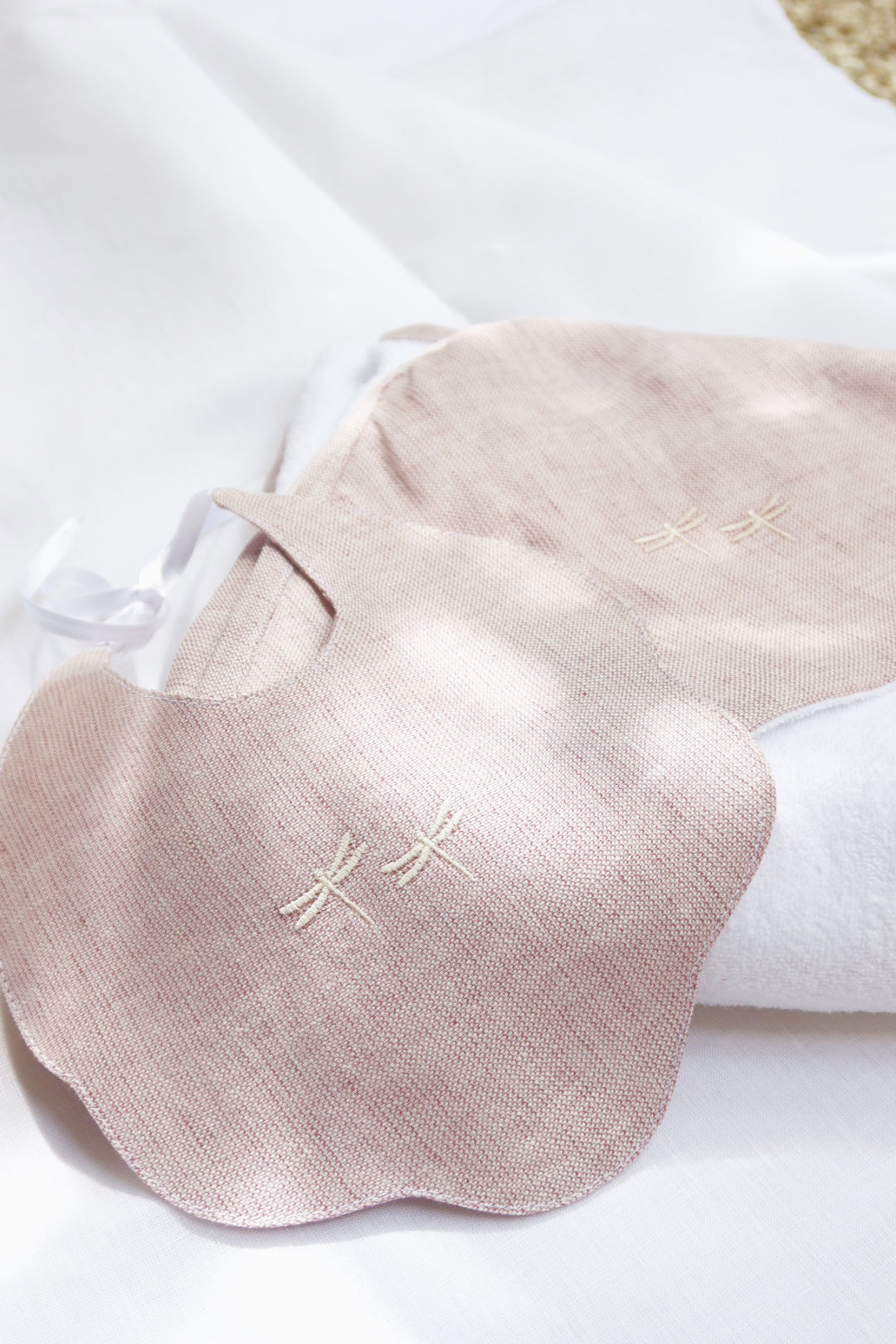 Toalla de libélula + Babero