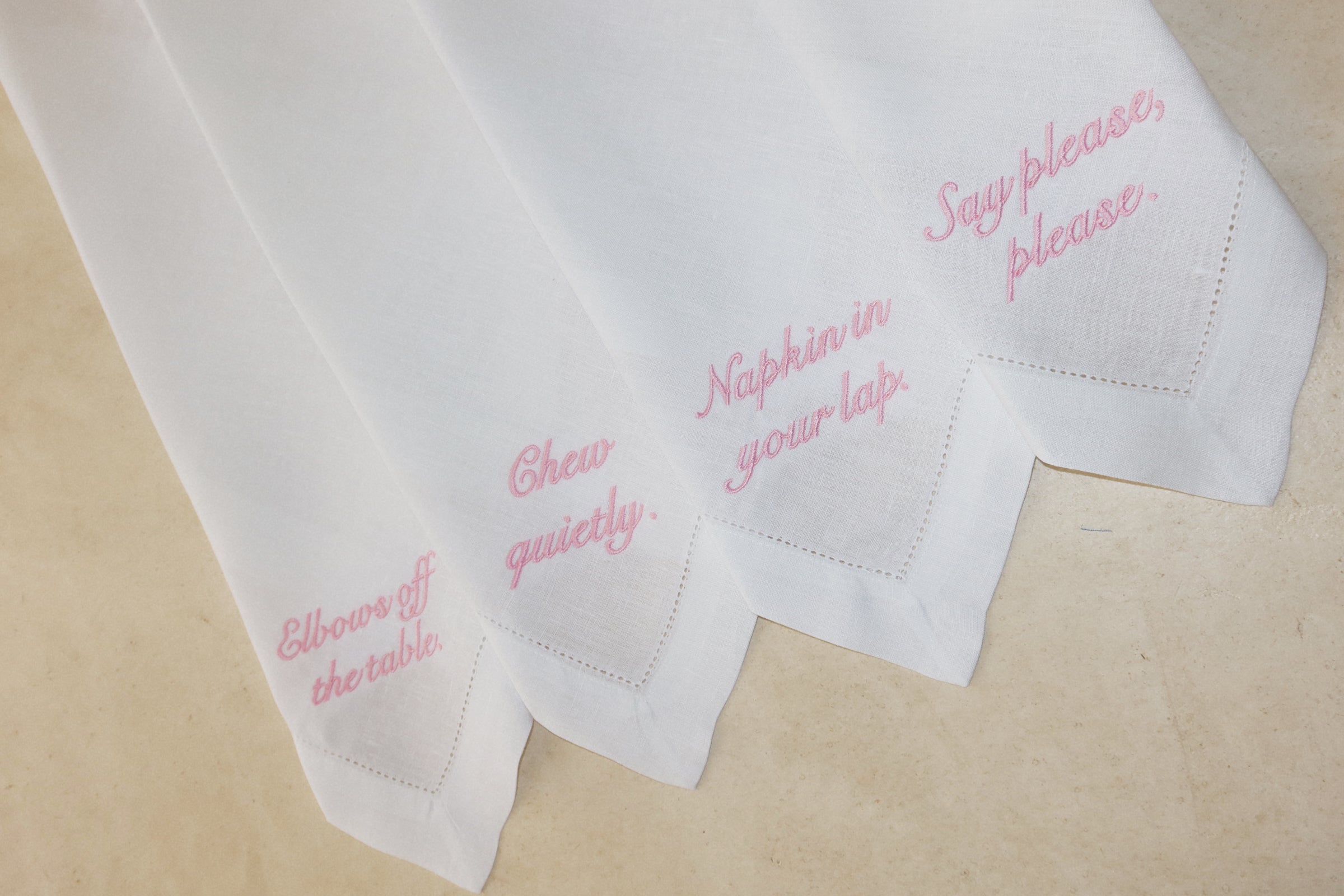 4 servilletas con frases personalizadas