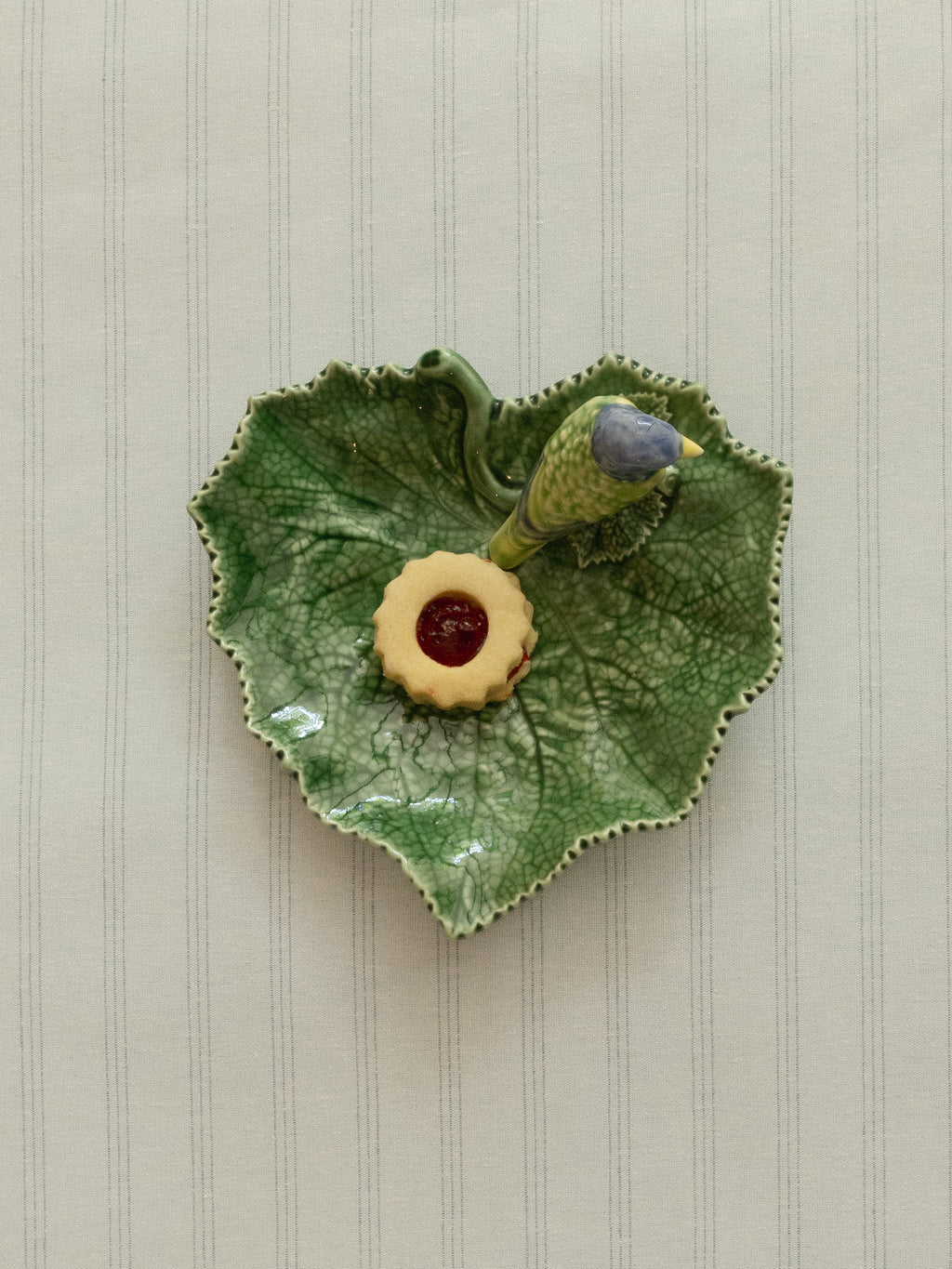 Hoja con pajaro