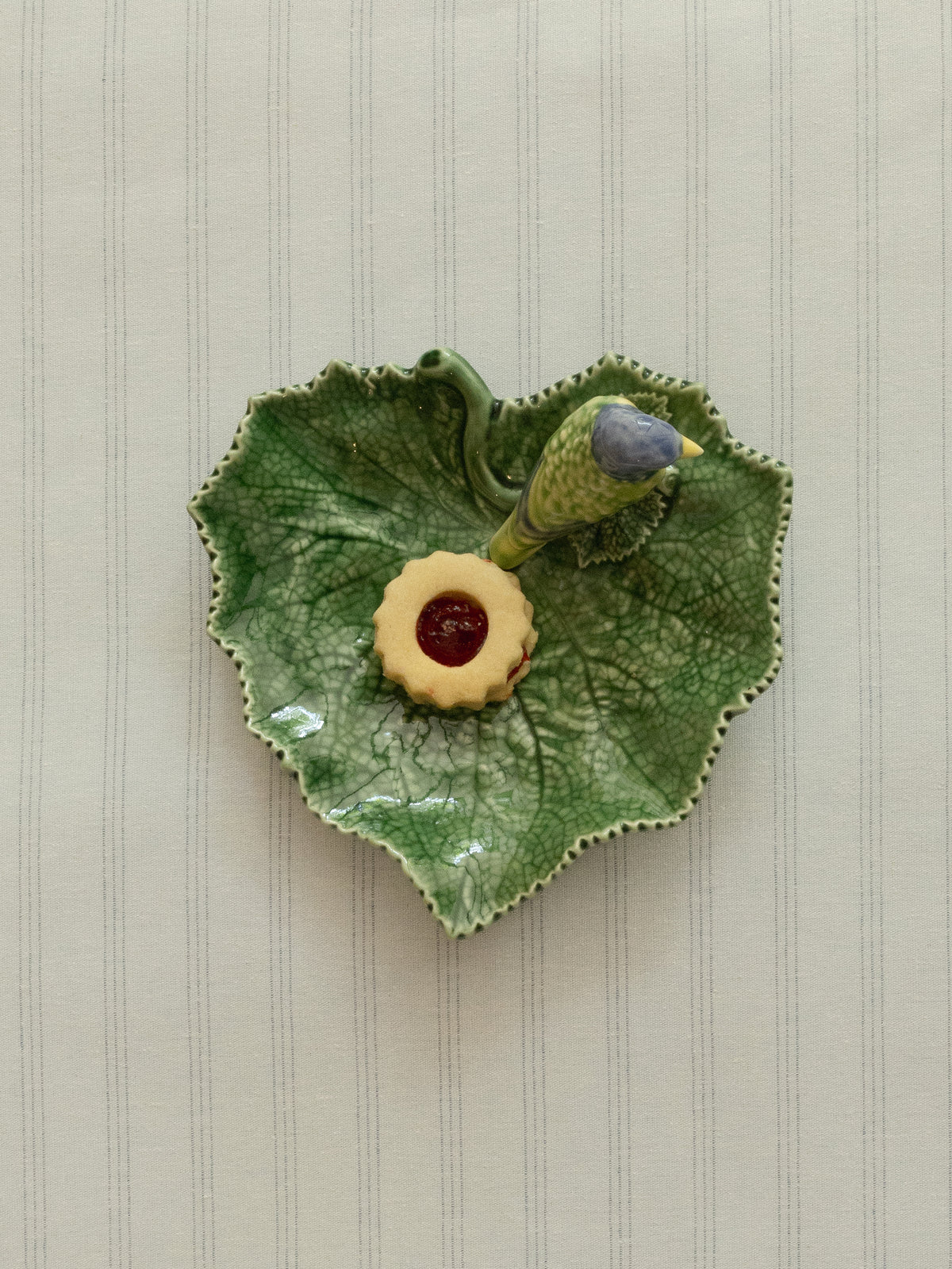 Hoja con pajaro
