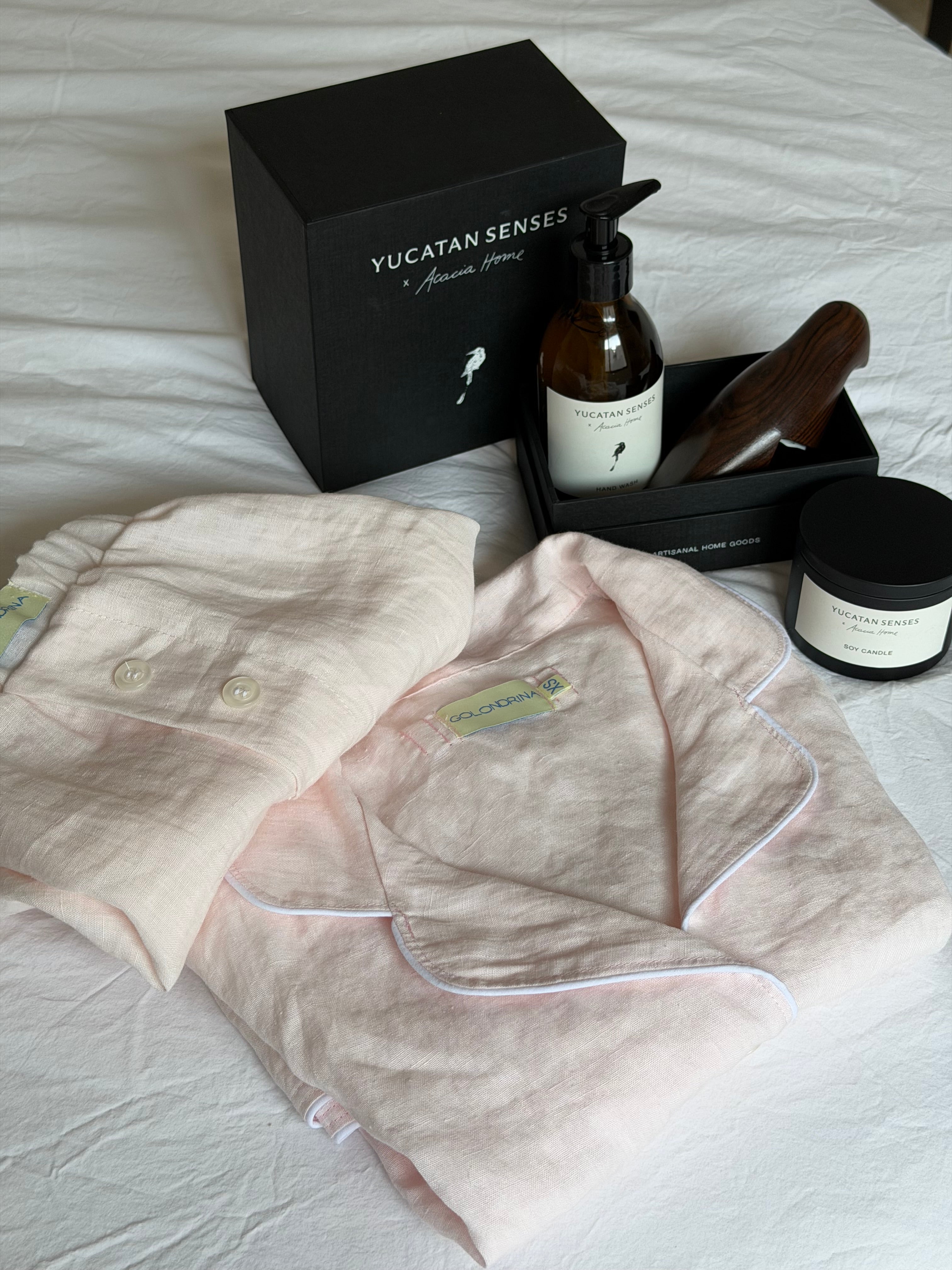 Pijama 100% lino rosado clarito.