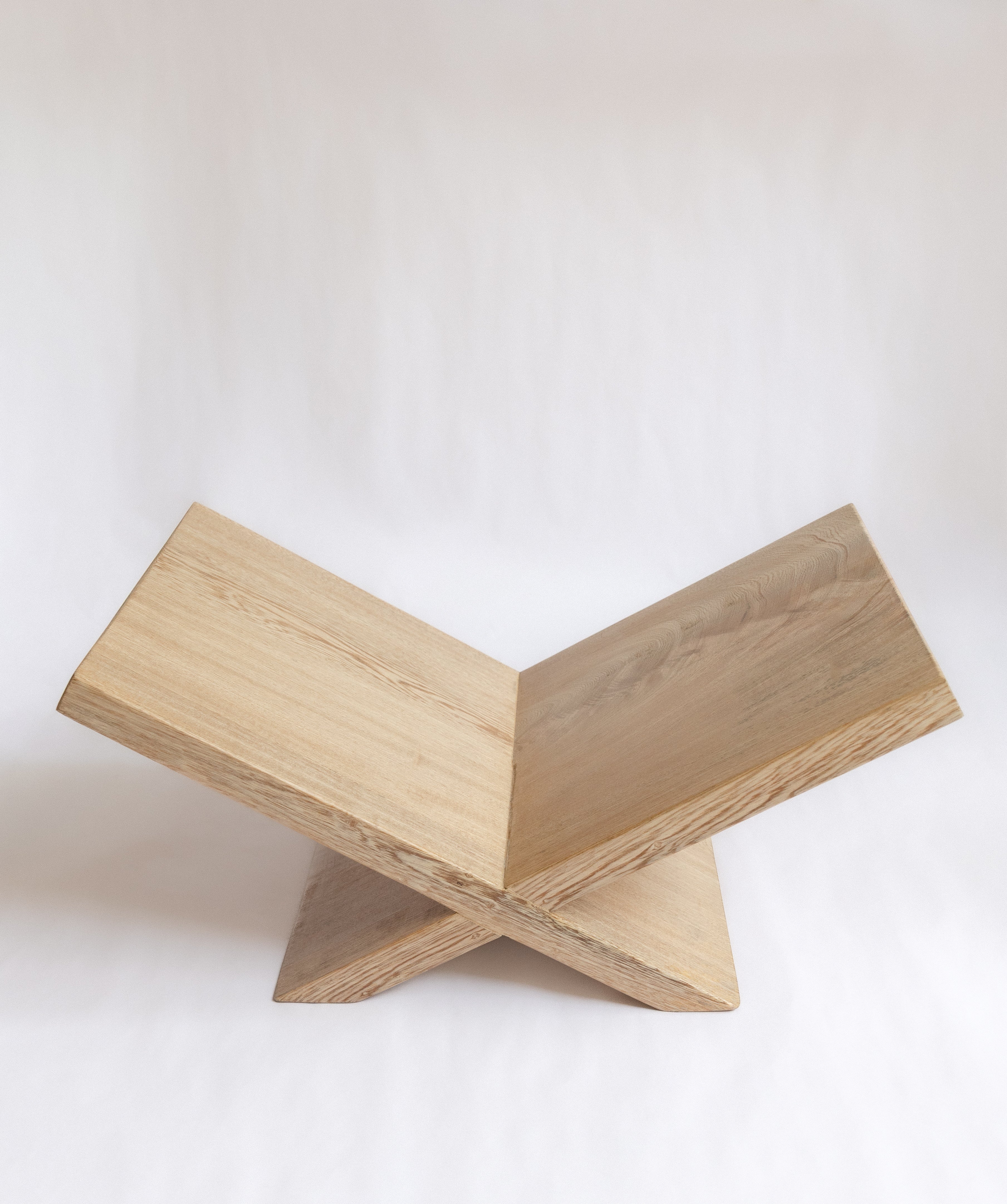 Porta libro de Madera solida