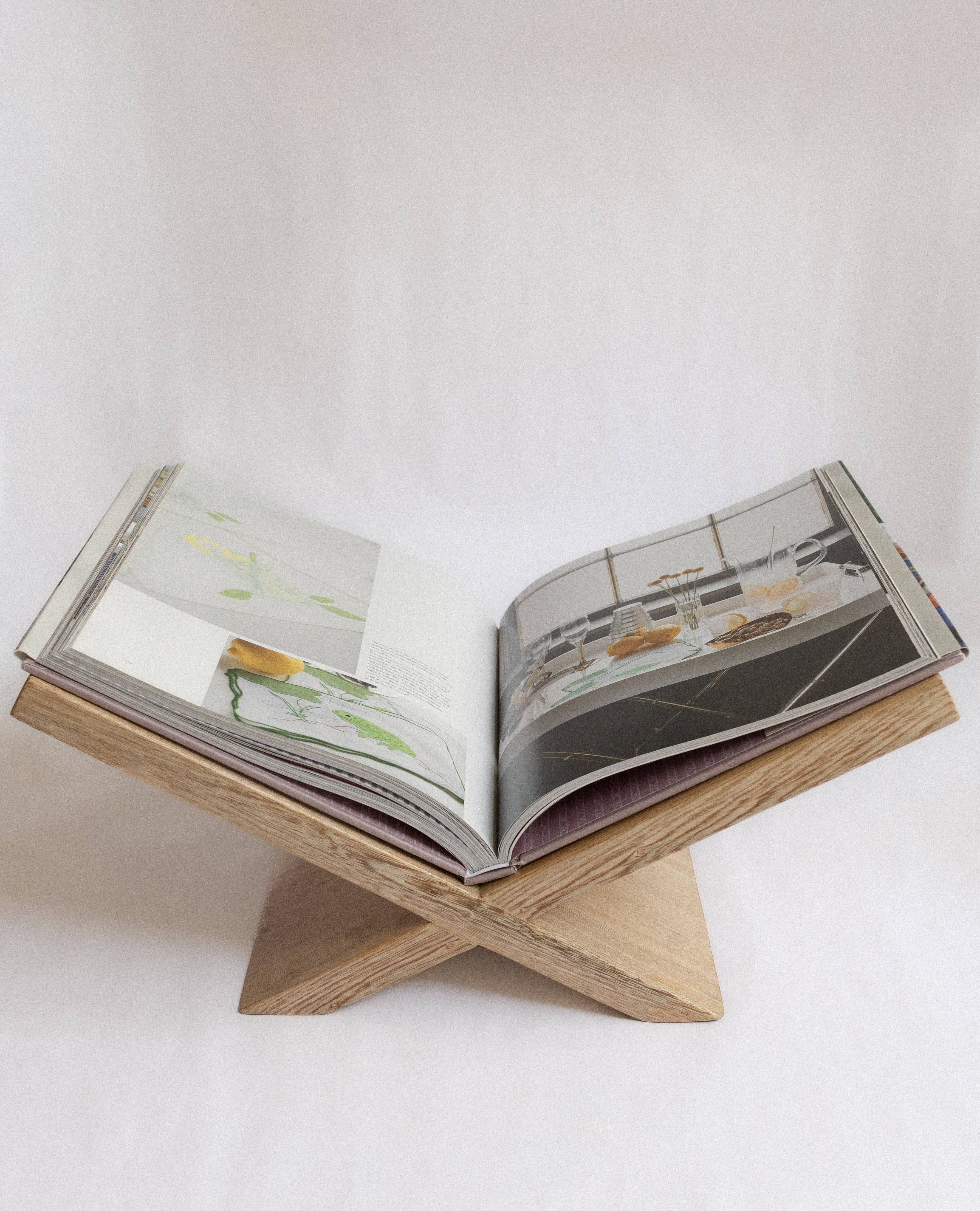 Porta libro de Madera solida