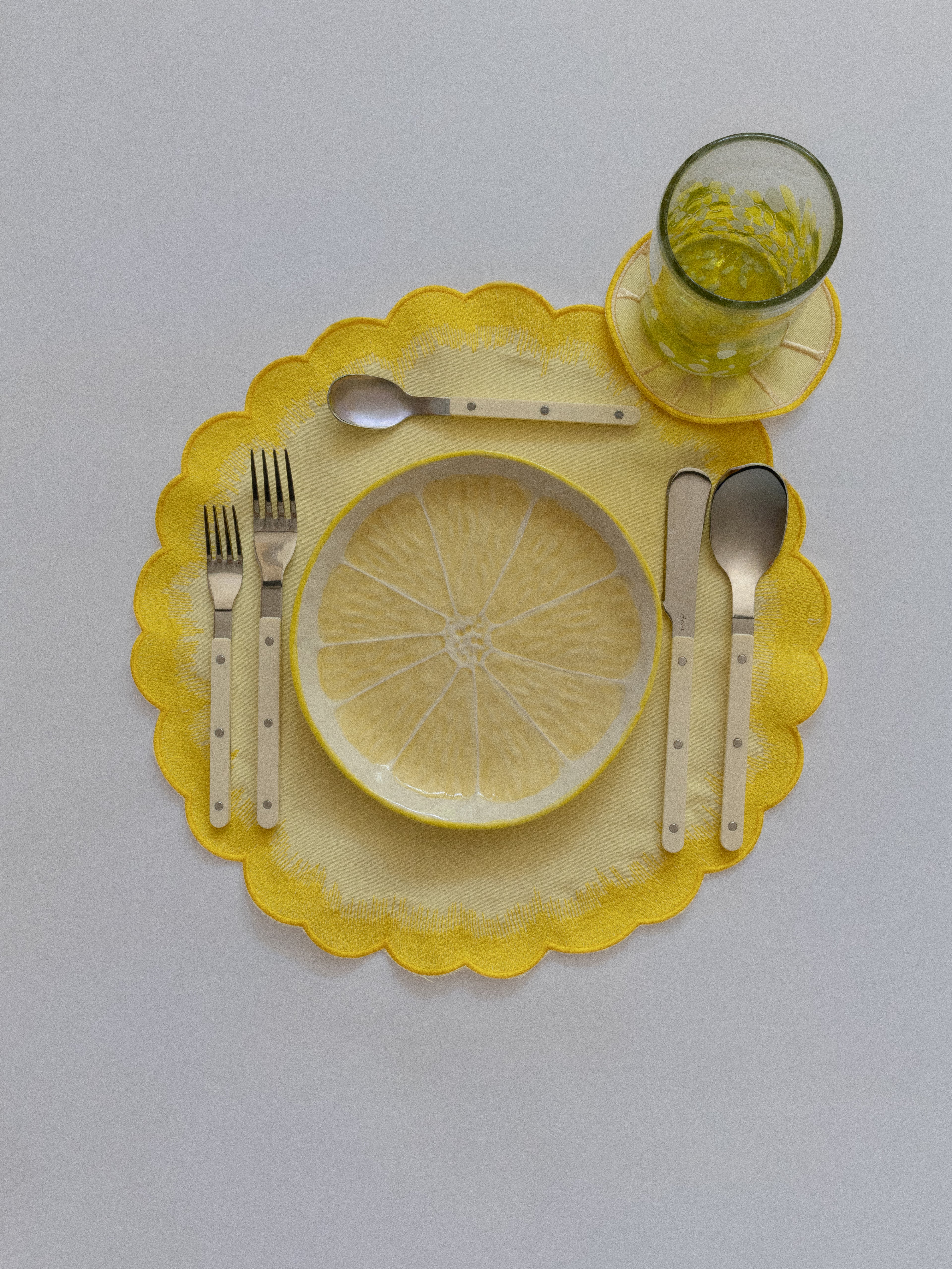 Individual amarillo flor