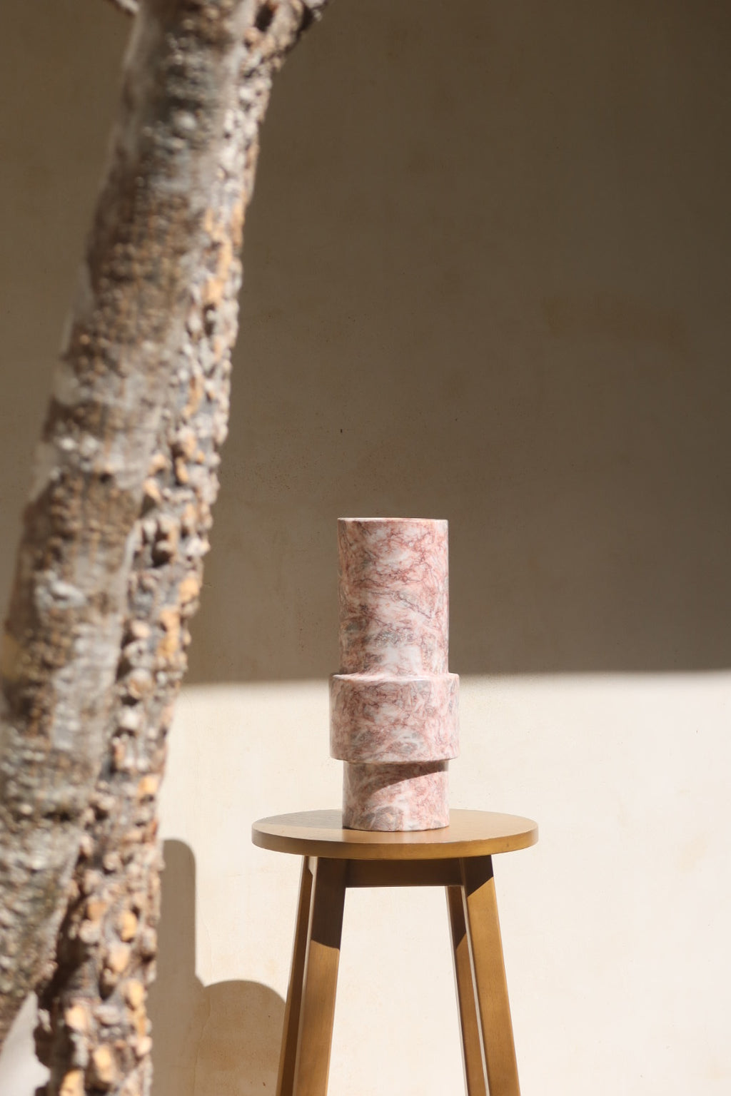 Florero marmol rosado XL