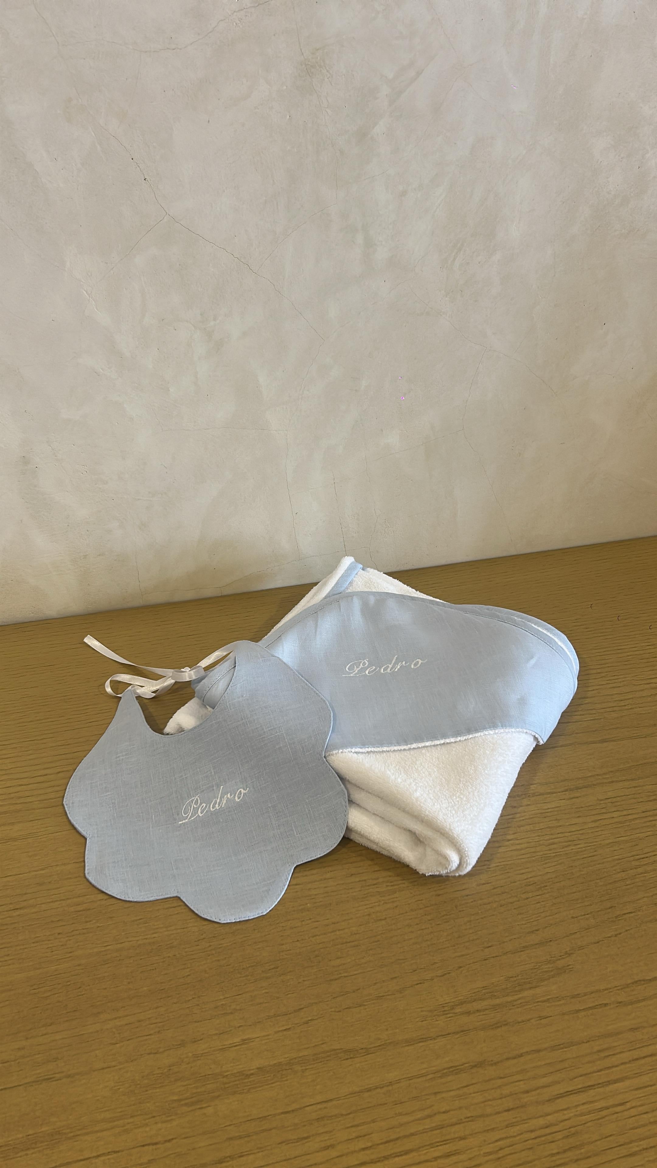Set toalla + Baberito Personalizado